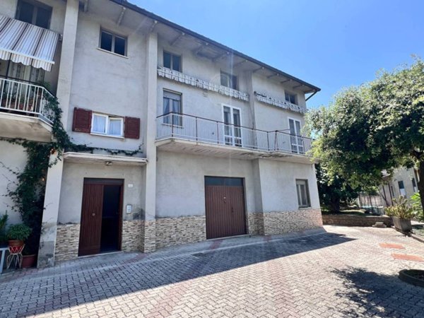 casa indipendente in vendita a Corciano