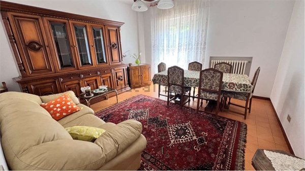 casa indipendente in vendita a Corciano