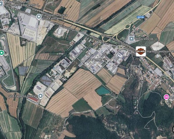 locale commerciale in vendita a Corciano
