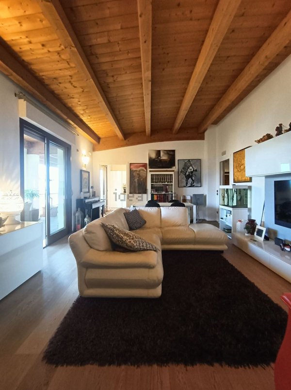 appartamento in vendita a Corciano in zona San Mariano