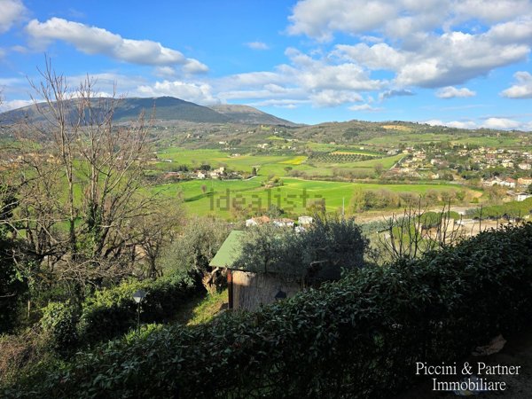 casa semindipendente in vendita a Corciano in zona Capocavallo