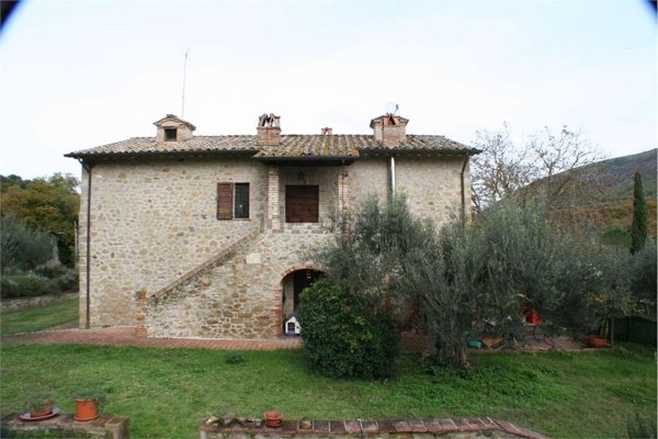 casa indipendente in vendita a Corciano