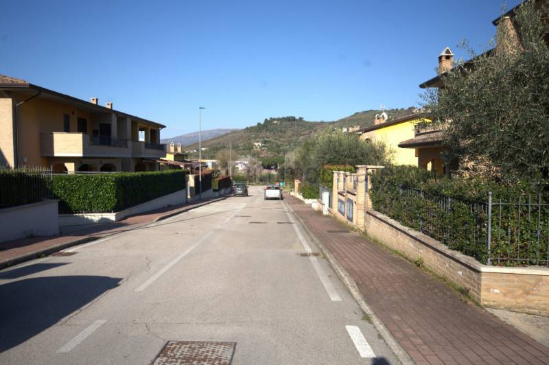 casa indipendente in vendita a Corciano