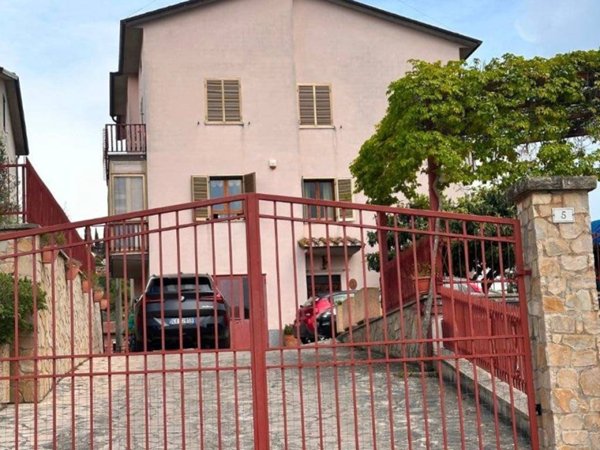 appartamento in vendita a Corciano in zona San Mariano