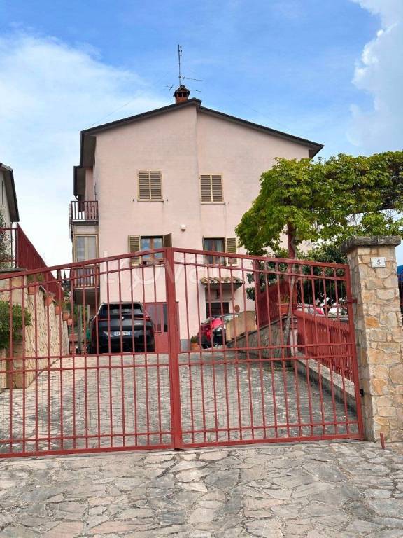 appartamento in vendita a Corciano in zona San Mariano