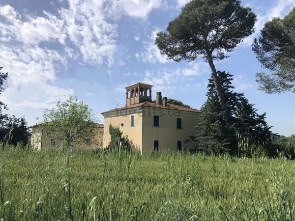 casa indipendente in vendita a Corciano