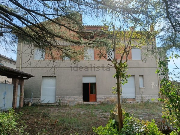 casa indipendente in vendita a Corciano