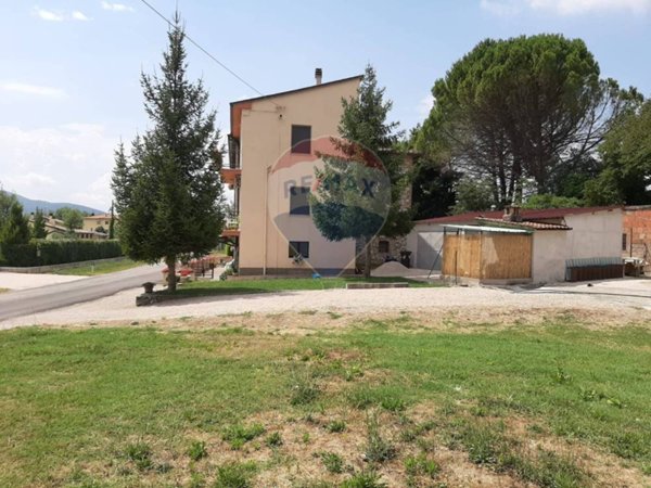 casa indipendente in vendita a Corciano in zona Mantignana