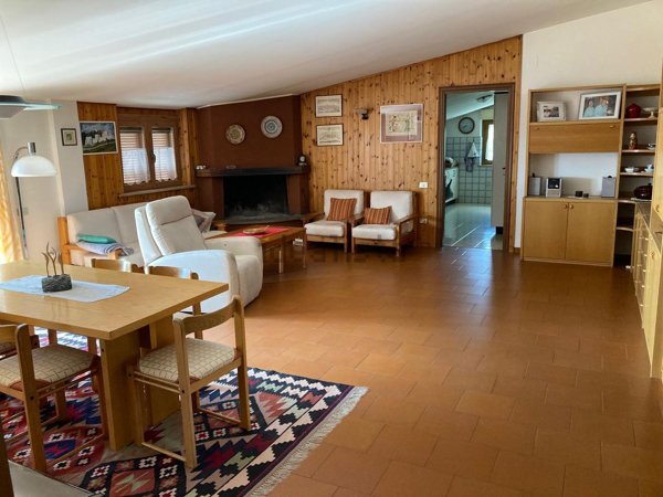 appartamento in vendita a Corciano in zona Ellera Chiugiana