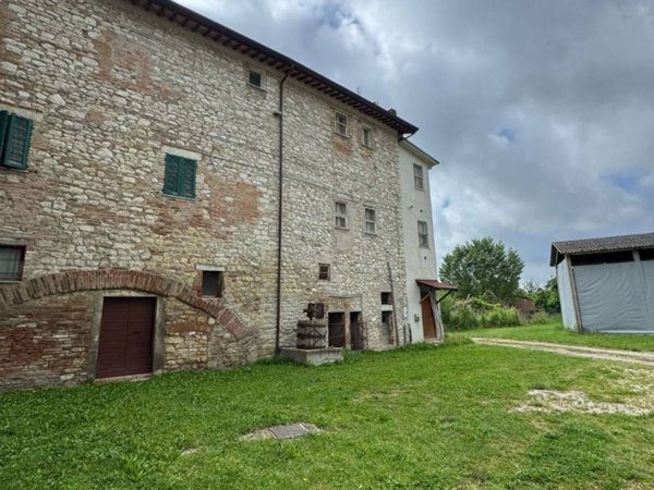 appartamento in vendita a Corciano in zona Mantignana