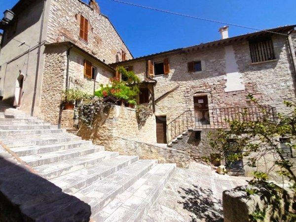casa indipendente in vendita a Corciano in zona Ellera Chiugiana