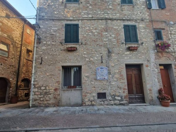 casa indipendente in vendita a Corciano in zona Mantignana