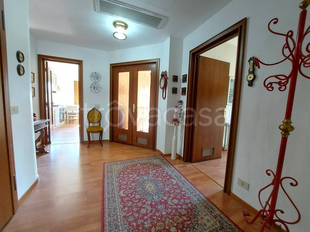 appartamento in vendita a Corciano in zona San Mariano