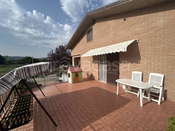 appartamento in vendita a Corciano in zona Mantignana