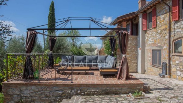 casa indipendente in vendita a Corciano