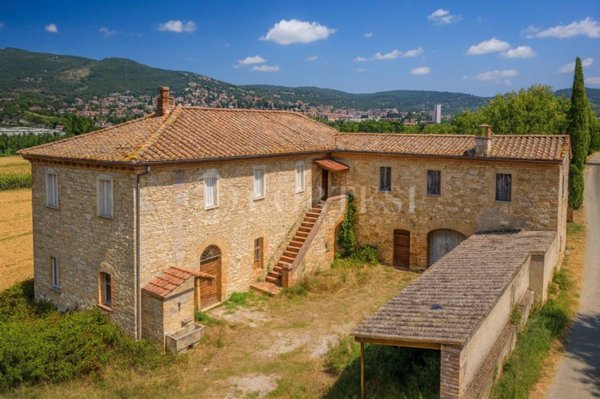 casa indipendente in vendita a Corciano in zona Solomeo