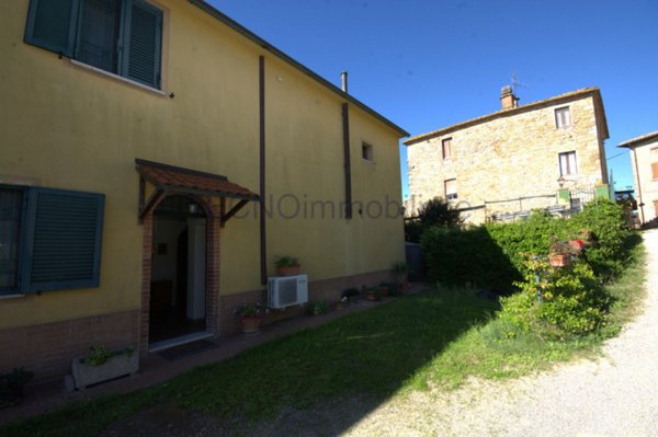 casa indipendente in vendita a Corciano in zona Capocavallo