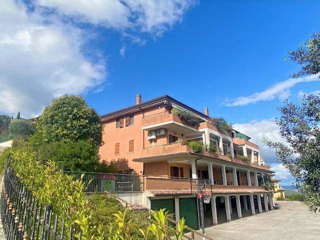 appartamento in vendita a Corciano in zona San Mariano