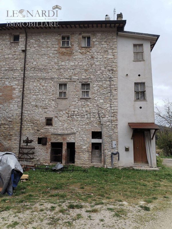 casa indipendente in vendita a Corciano