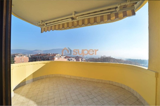 appartamento in vendita a Corciano in zona Ellera Chiugiana