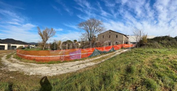 terreno edificabile in vendita a Corciano