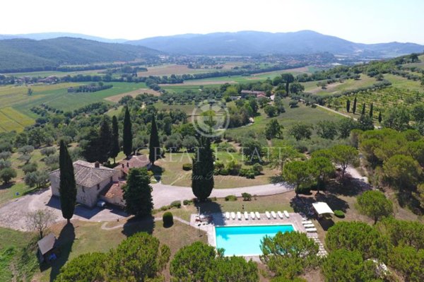 casa indipendente in vendita a Corciano in zona Mantignana
