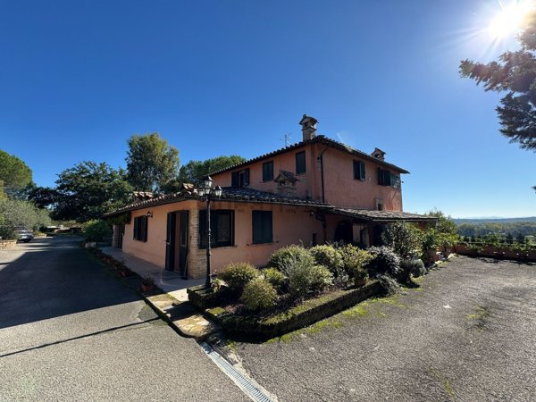 casa indipendente in vendita a Corciano