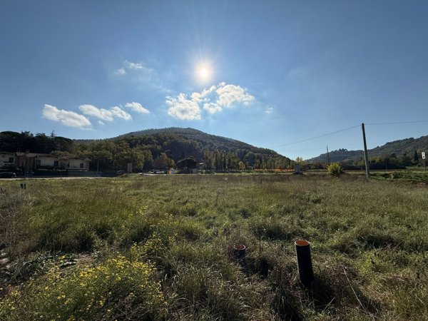 terreno edificabile in vendita a Corciano in zona Migiana