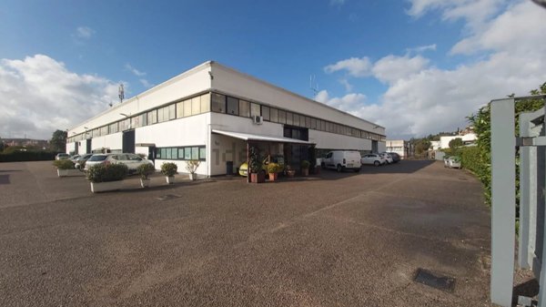 ufficio in vendita a Corciano in zona Ellera Chiugiana