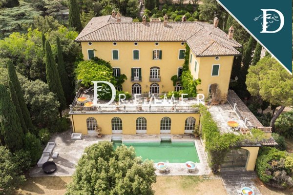 casa indipendente in vendita a Corciano