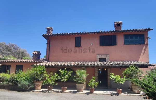 casale in vendita a Corciano in zona Solomeo