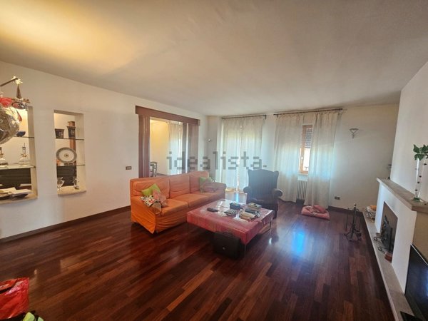 appartamento in vendita a Corciano in zona Ellera Chiugiana