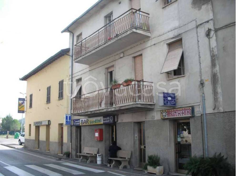 negozio in vendita a Corciano
