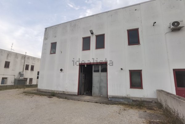 casa semindipendente in vendita a Corciano in zona Ellera Chiugiana