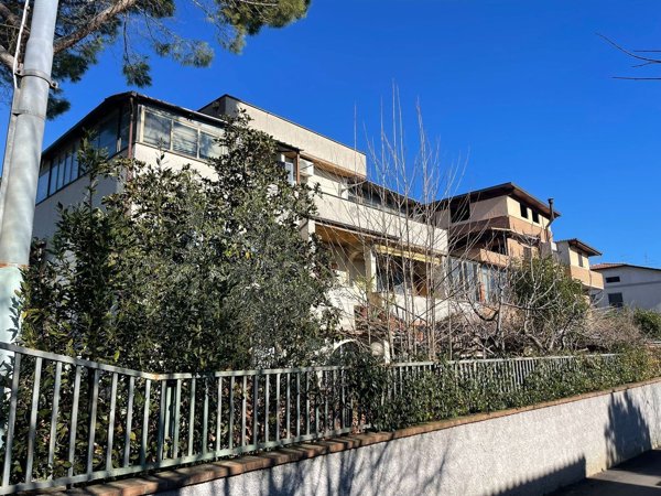 casa indipendente in vendita a Corciano in zona San Mariano