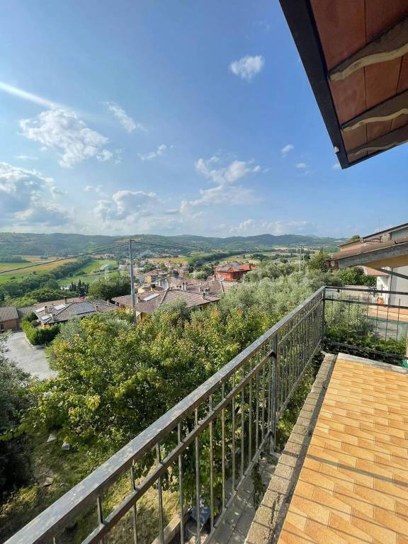 casa indipendente in vendita a Corciano in zona Mantignana