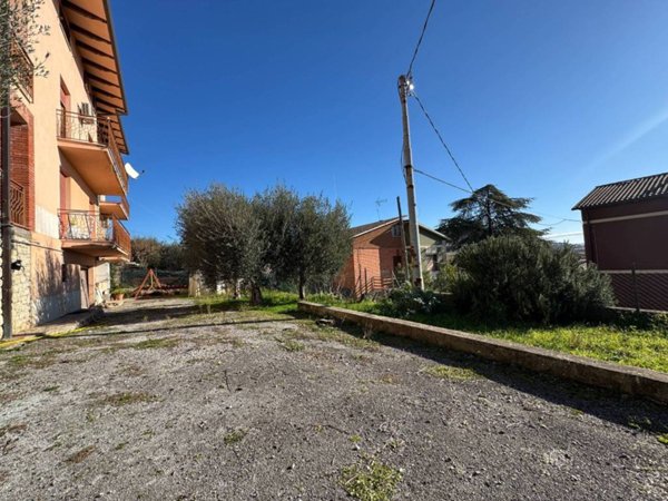 appartamento in vendita a Corciano in zona Ellera Chiugiana