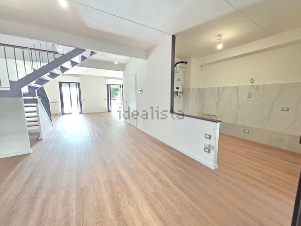 esavano in vendita a Corciano