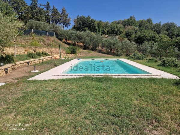 casa indipendente in vendita a Corciano in zona Solomeo