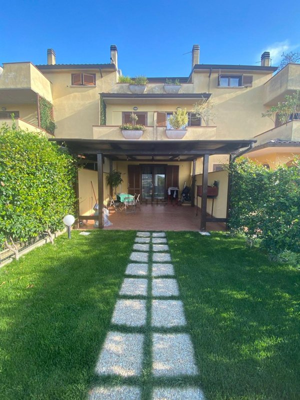 appartamento in vendita a Corciano in zona San Mariano