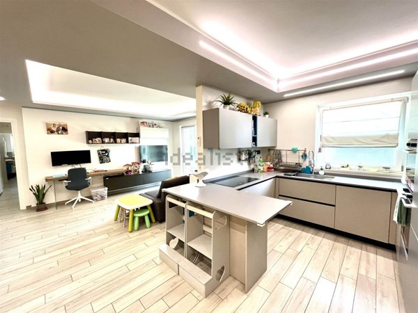 appartamento in vendita a Corciano in zona Ellera Chiugiana