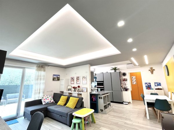 appartamento in vendita a Corciano in zona Ellera Chiugiana