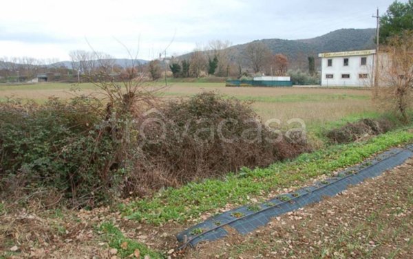 terreno edificabile in vendita a Corciano