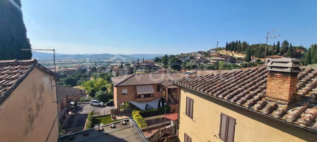 appartamento in vendita a Corciano in zona San Mariano