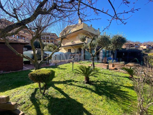 appartamento in vendita a Corciano in zona San Mariano