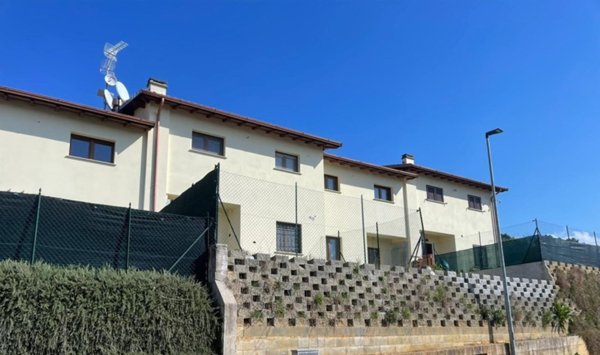 casa indipendente in vendita a Corciano