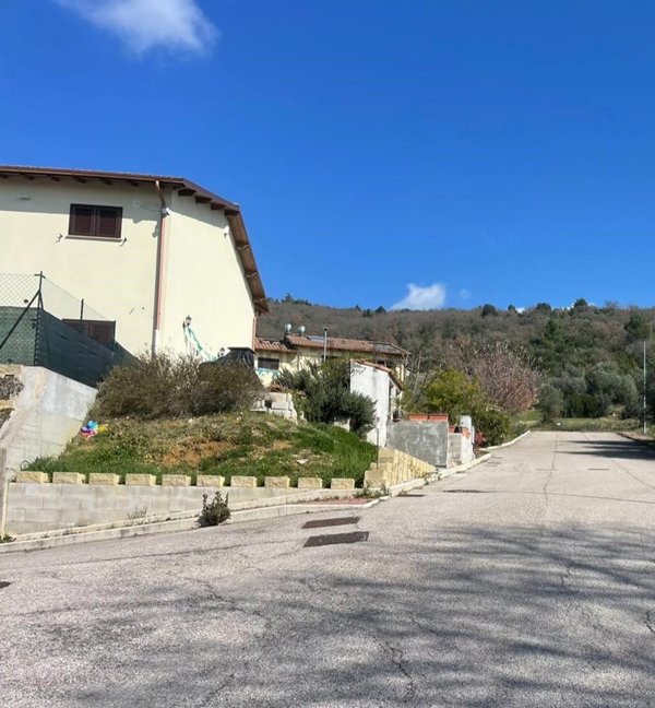 casa indipendente in vendita a Corciano