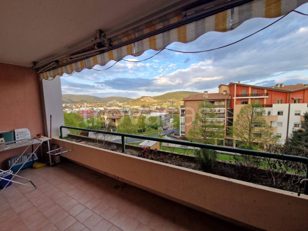 appartamento in vendita a Corciano in zona San Mariano