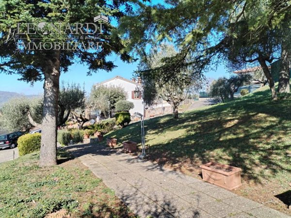 casa indipendente in vendita a Corciano