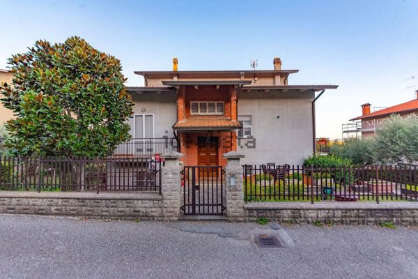 casa indipendente in vendita a Corciano in zona San Mariano